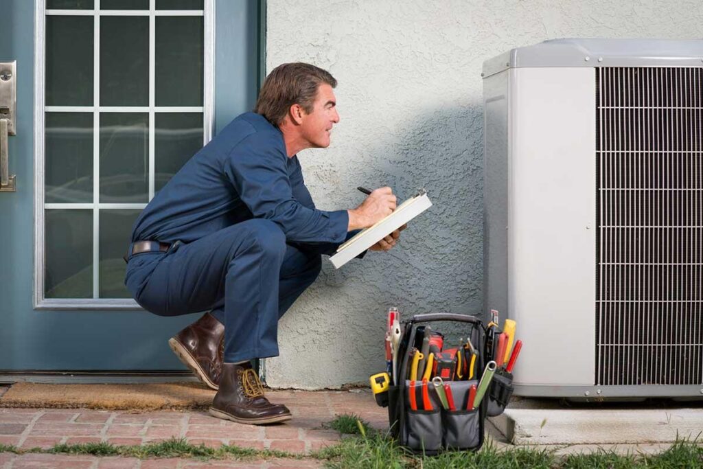 4 Factors to Consider When Hiring an HVAC Service Contractor